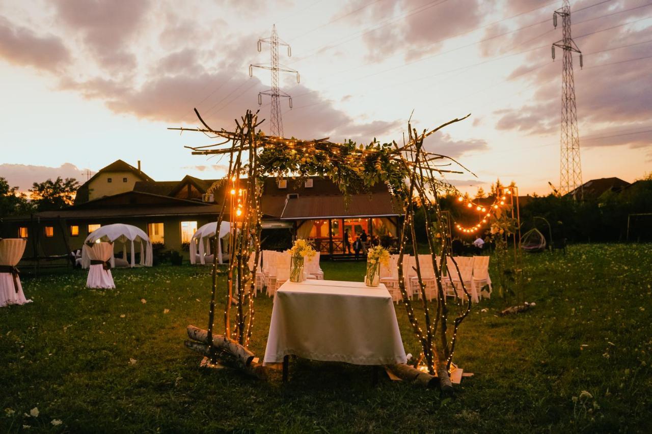 Hotel Restaurant Park Miercurea Ciuc Zewnętrze zdjęcie